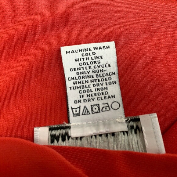 Carmen Marc Valvo Women's Top Dark Pink Small - Picture 8 of 8